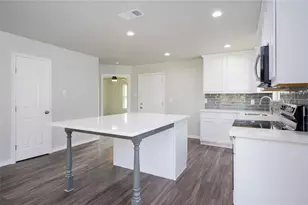 103 N 3rd St, Celeste, TX 75423 - Photo 9