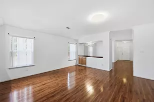 309 Moonlight Dr, Euless, TX 76039 - Photo 5