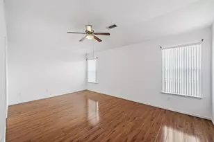 309 Moonlight Dr, Euless, TX 76039 - Photo 11