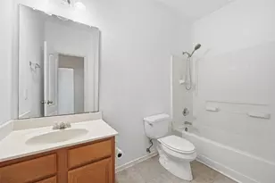 309 Moonlight Dr, Euless, TX 76039 - Photo 9