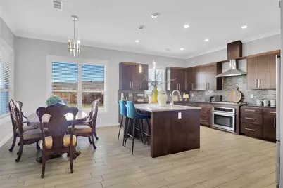 5619 Robs Court, Fort Worth, TX 76126 - Photo 9