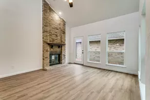 2106 Avignon Dr, Carrollton, TX 75007 - Photo 9