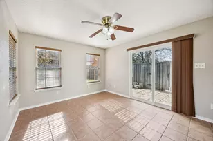 2710 Clover Valley Dr, Garland, TX 75043 - Photo 11
