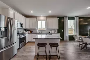 14053 Ladbroke St, Pilot Point, TX 76258 - Photo 3