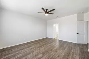 851 Valley Ridge Rd, Burleson, TX 76028 - Photo 17