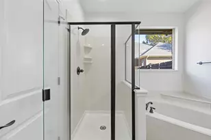 851 Valley Ridge Rd, Burleson, TX 76028 - Photo 23