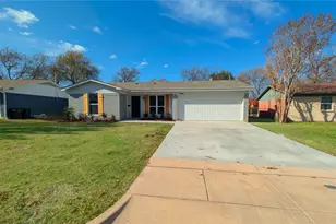 5648 De Cory Rd, Fort Worth, TX 76134 - Photo 3