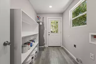 917 N Wood St, Denton, TX 76209 - Photo 13