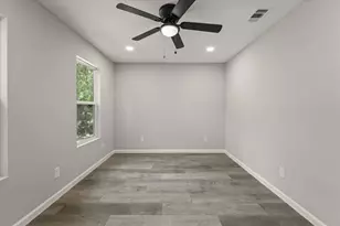 917 N Wood St, Denton, TX 76209 - Photo 21