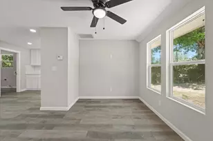 917 N Wood St, Denton, TX 76209 - Photo 7