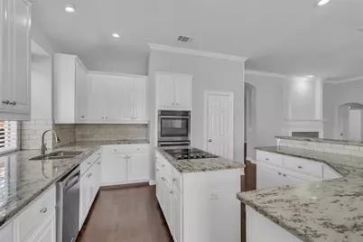 4300 Barnsley Drive, Plano, TX 75093 - Photo 5