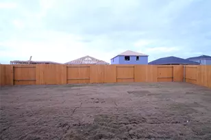 13626 Logan Pass Dr, Ponder, TX 76259 - Photo 39