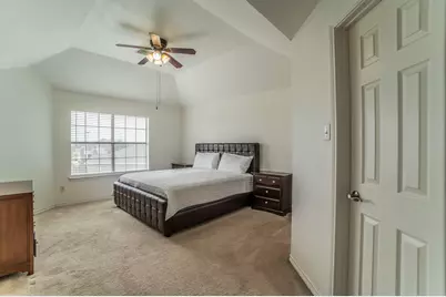 317 Crescent Creek Lane, Fort Worth, TX 76140 - Photo 25