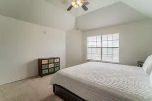 317 Crescent Creek Ln, Fort Worth, TX 76140 - Photo 27