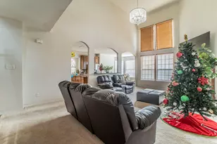 317 Crescent Creek Ln, Fort Worth, TX 76140 - Photo 5