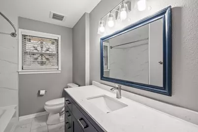 2419 Bentley Avenue, Dallas, TX 75211 - Photo 25