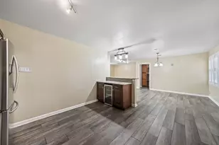 2419 Bentley Ave, Dallas, TX 75211 - Photo 11