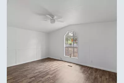 146 Deerwood Lane, Springtown, TX 76082 - Photo 13