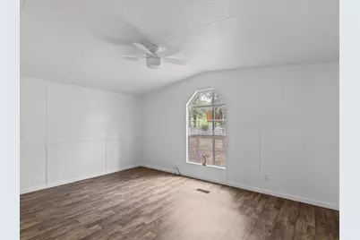 146 Deerwood Lane, Springtown, TX 76082 - Photo 15