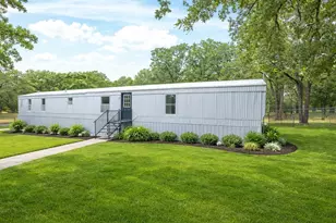 146 Deerwood Ln, Springtown, TX 76082 - Photo 1