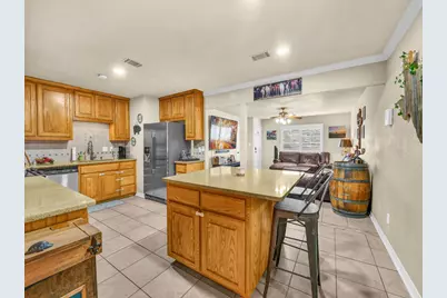 325 Huggins Drive, Springtown, TX 76082 - Photo 5