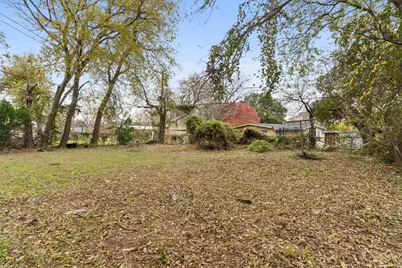 1905 Reever Street, Arlington, TX 76010 - Photo 17