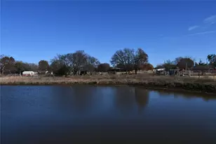 2123 S Hampton Rd, Glenn Heights, TX 75154 - Photo 3