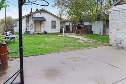 2412 25th Street, Fort Worth, TX 76106 - Photo 13