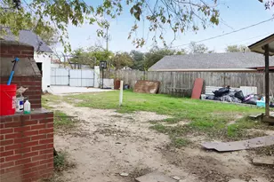 2412 25th St, Fort Worth, TX 76106 - Photo 15