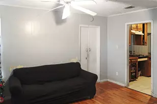 2412 25th St, Fort Worth, TX 76106 - Photo 3