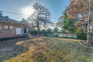 1902 Green Meadow Ct, Arlington, TX 76013 - Photo 23