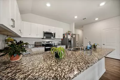 909 Avagail Avenue, Springtown, TX 76082 - Photo 9