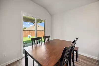 909 Avagail Avenue, Springtown, TX 76082 - Photo 13