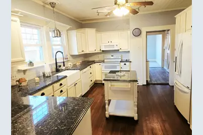 708 N Rockwall Avenue, Terrell, TX 75160 - Photo 7