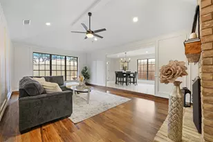 1021 Westminster Ln, Mansfield, TX 76063 - Photo 5