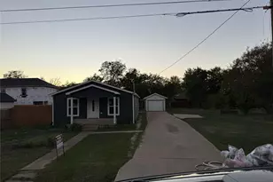 1018 S Frances St, Terrell, TX 75160 - Photo 11