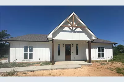 518 Strong Street, Bowie, TX 76230 - Photo 3