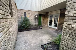 606 Old Country Rd, Duncanville, TX 75137 - Photo 3