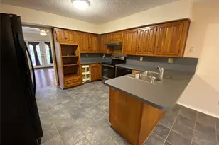 606 Old Country Rd, Duncanville, TX 75137 - Photo 11