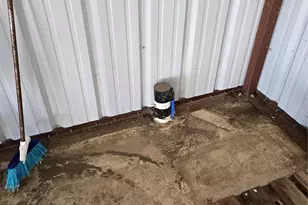 605 N Snyder Ave, Justin, TX 76247 - Photo 19