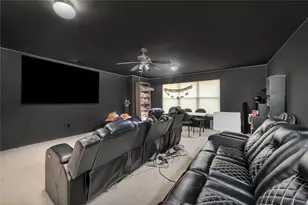 2812 Pinnacle Dr, Burleson, TX 76028 - Photo 33