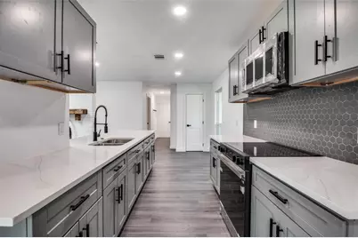 1241 Springbrook Drive, DeSoto, TX 75115 - Photo 9