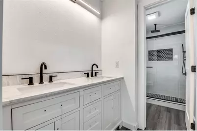 1241 Springbrook Drive, DeSoto, TX 75115 - Photo 19