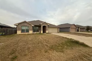 116 Willowbend Loop, Mabank, TX 75147 - Photo 1