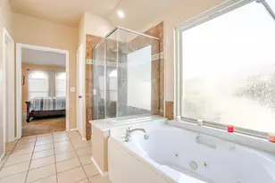 4812 Parkmount Dr, Fort Worth, TX 76137 - Photo 27