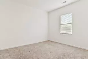 13344 Ridings Dr, Fort Worth, TX 76052 - Photo 9