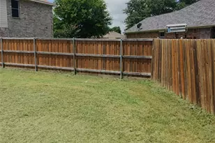 222 Chesterfield Cir, Waxahachie, TX 75165 - Photo 39