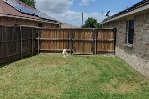 222 Chesterfield Cir, Waxahachie, TX 75165 - Photo 35