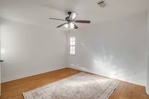 7036 Crabtree Ln, North Richland Hills, TX 76182 - Photo 19