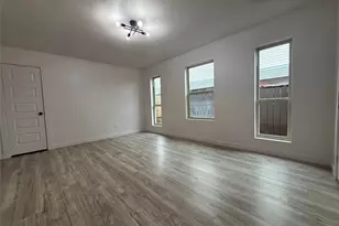 2913 White Oak Ln, Bedford, TX 76021 - Photo 13